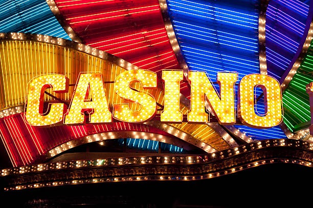 domino slot mobile app interface showing football sportsbook markets